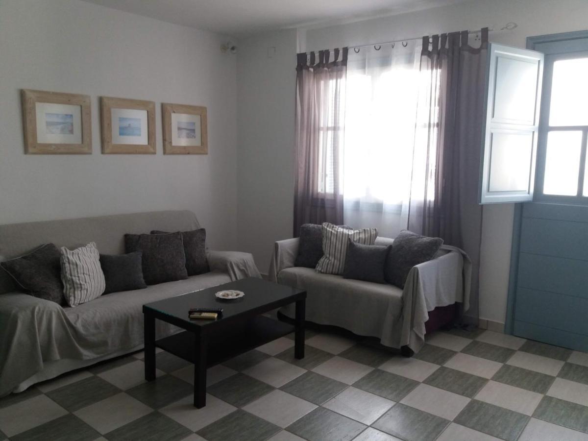 Emily'S Suites 아다마스 외부 사진