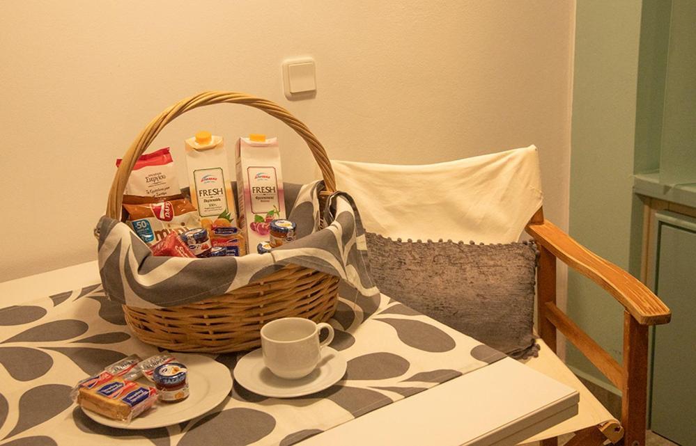 Emily'S Suites 아다마스 외부 사진